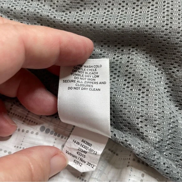 REI Teal Waterproof Hooded Rain Jacket - Picture 6 of 7